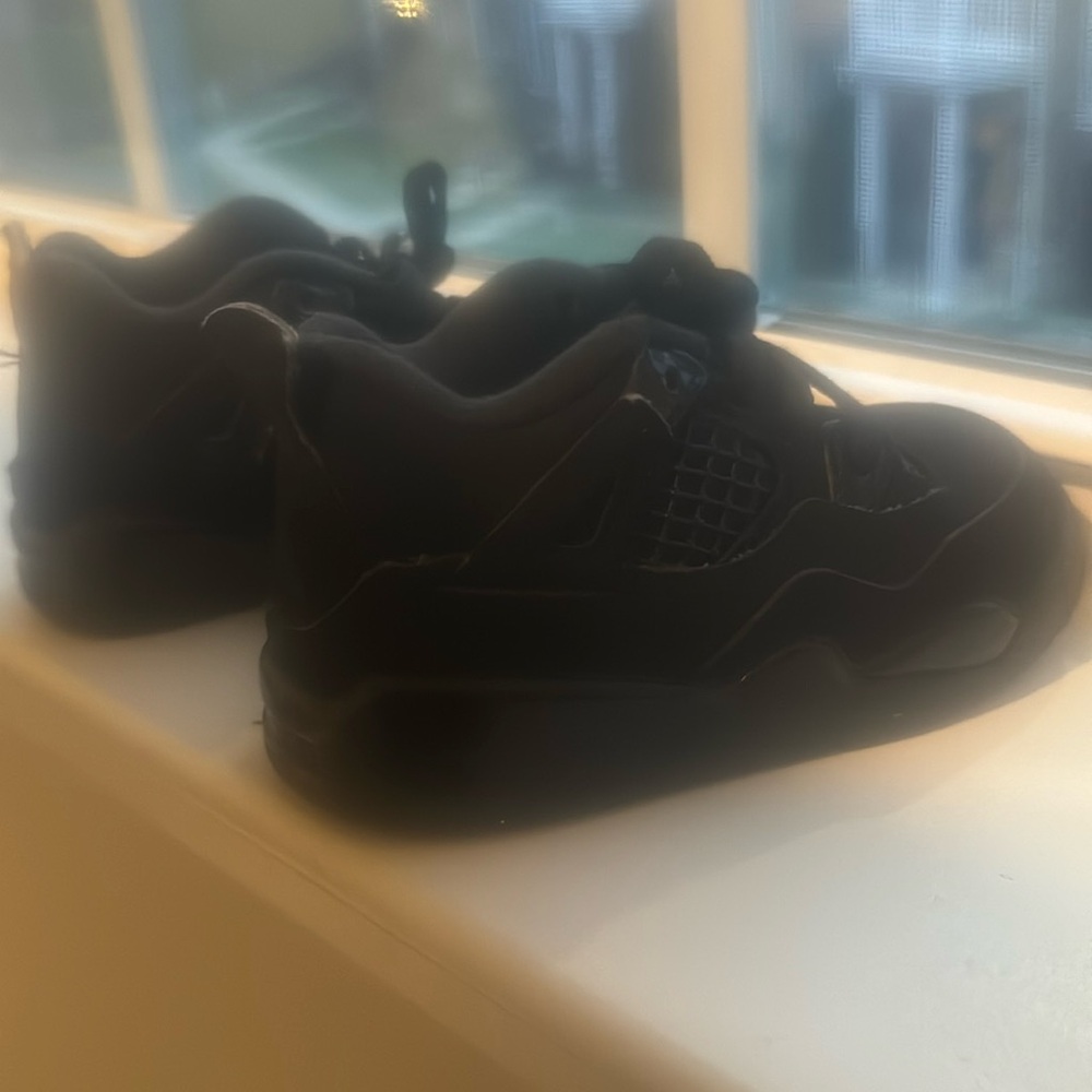 COPY - Kids sneakers!